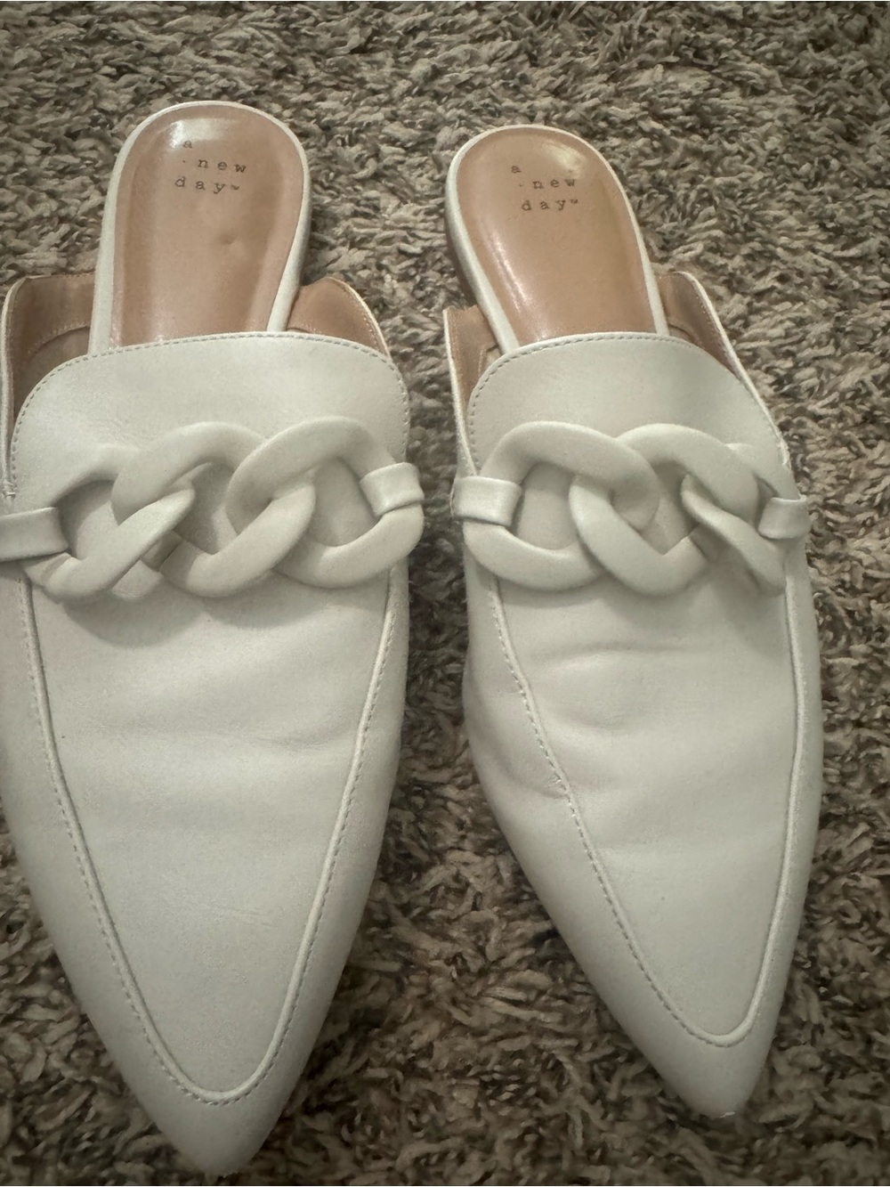 a new day Cream Chain-Trim Slip-On Pointed Mules